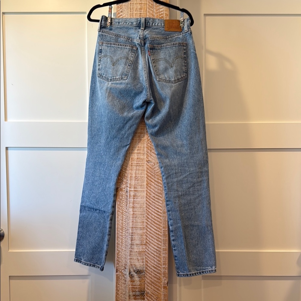 Levi’s 501 Original Fit Jeans - Picture 11 of 14